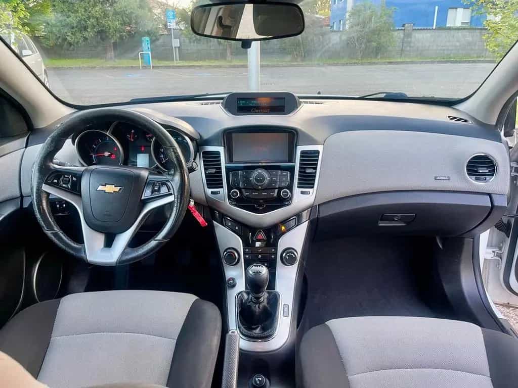 Chevrolet Cruze 1.6 aut. 4 porte LS 04/2012-photo-6