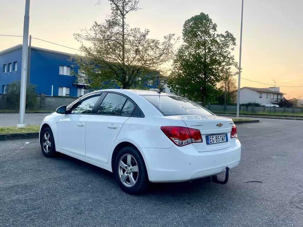 Chevrolet Cruze 1.6 aut. 4 porte LS 04/2012-photo-8