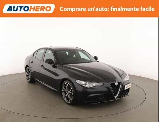 Alfa Romeo Giulia ROMEO Giulia 2.2 Turbodiesel 180 CV AT8 Sup 01/2018-photo-5