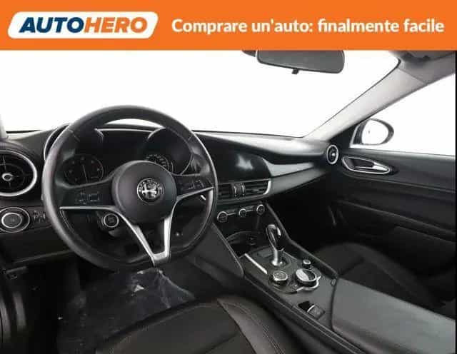 Alfa Romeo Giulia ROMEO Giulia 2.2 Turbodiesel 180 CV AT8 Sup 01/2018-photo-6