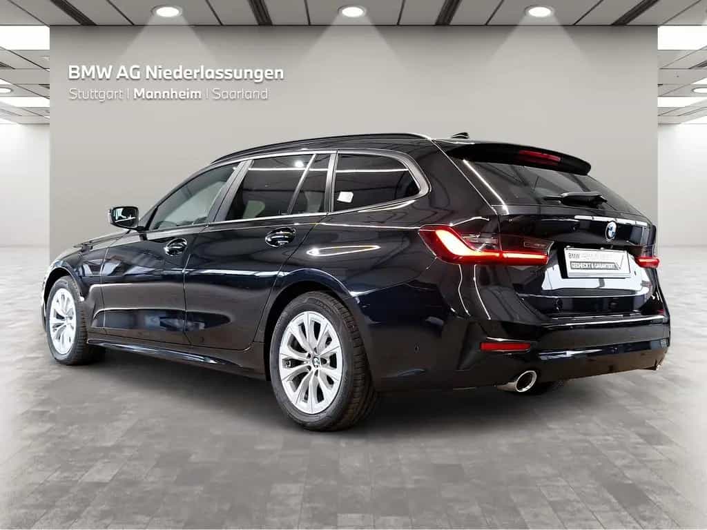 BMW 320 d Touring LiveCockpitProf Kamera Driv.Assist 03/2022-photo-1
