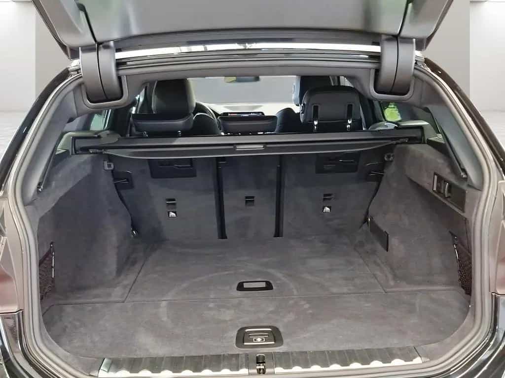 BMW 320 d Touring LiveCockpitProf Kamera Driv.Assist 03/2022-photo-10