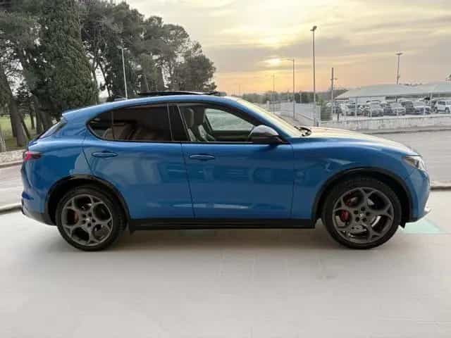 Alfa Romeo Stelvio ROMEO Stelvio 2.0 Turbo 280 CV AT8 Q4 Veloc 06/2024-photo-3