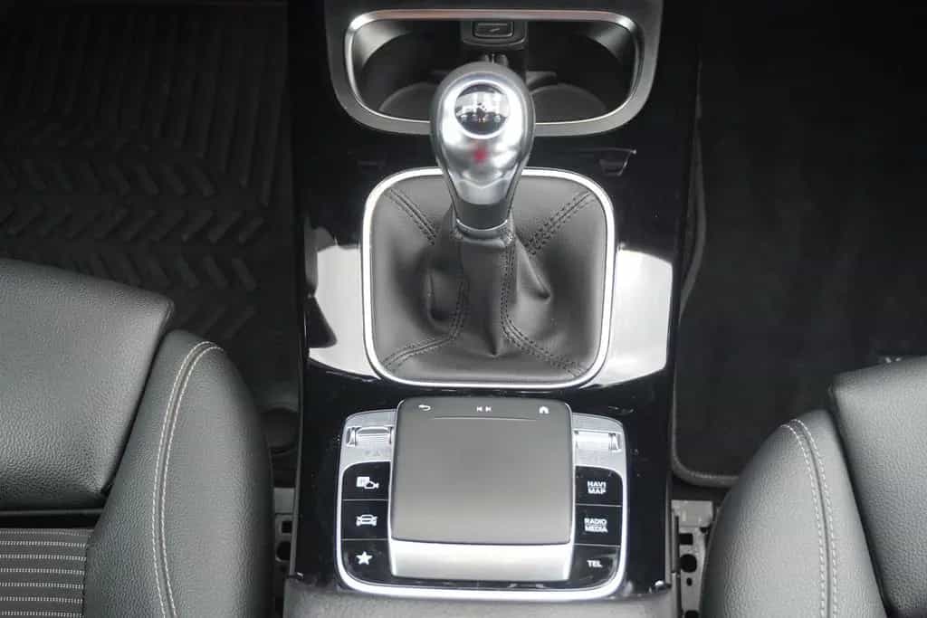 Mercedes-Benz B 200 B200 Progressive LED Navi Sitzheizung 10/2019-photo-17