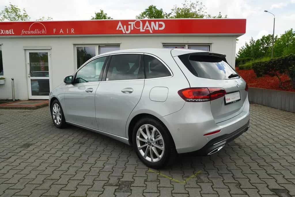 Mercedes-Benz B 200 B200 Progressive LED Navi Sitzheizung 10/2019-photo-3