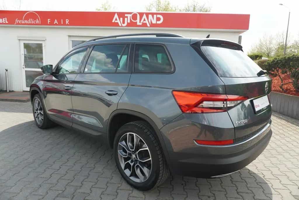 Skoda Kodiaq 1.5 16V TSI Ambition LED Navi Sitzheizung 08/2019-photo-2