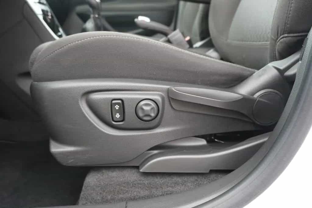 Opel Mokka X 1.4 Turbo Klima Sitzheizung Tempomat USB 03/2017-photo-21