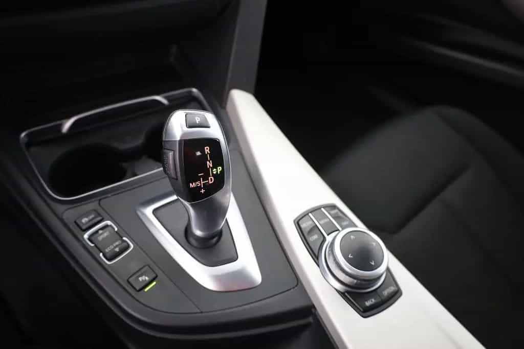 BMW 316 d Touring Aut. LED Navi Sitzheizung PDC 12/2018-photo-12