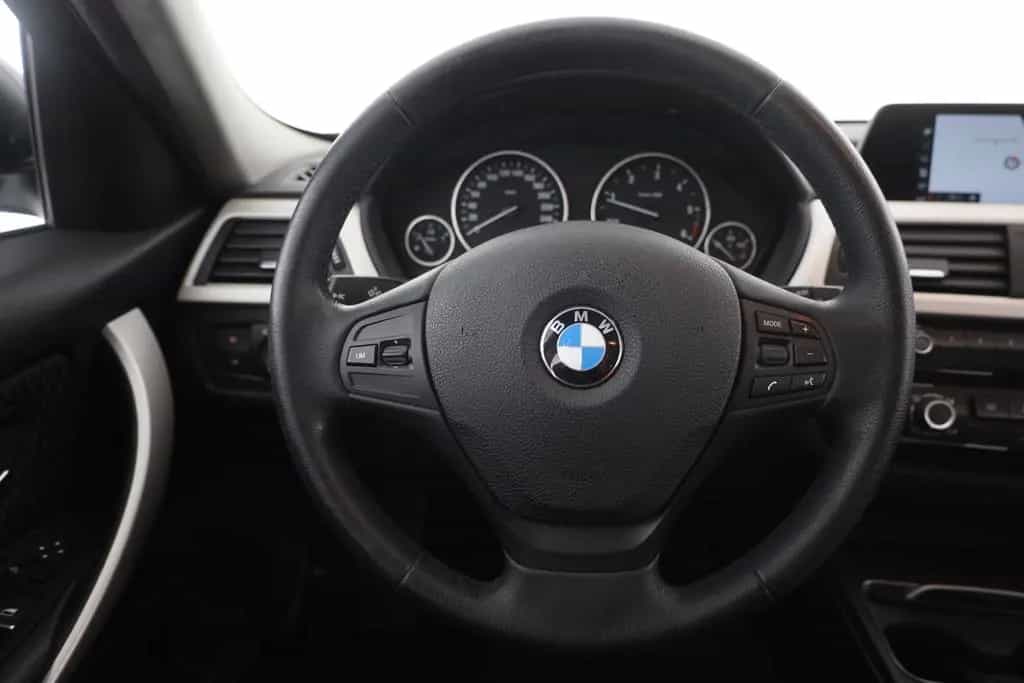 BMW 316 d Touring Aut. LED Navi Sitzheizung PDC 12/2018-photo-14
