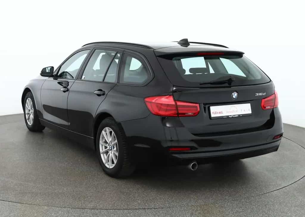 BMW 316 d Touring Aut. LED Navi Sitzheizung PDC 12/2018-photo-2