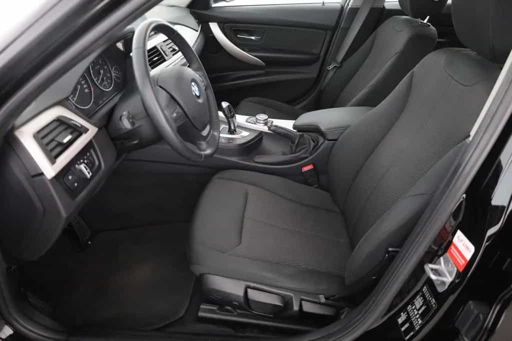 BMW 316 d Touring Aut. LED Navi Sitzheizung PDC 12/2018-photo-22