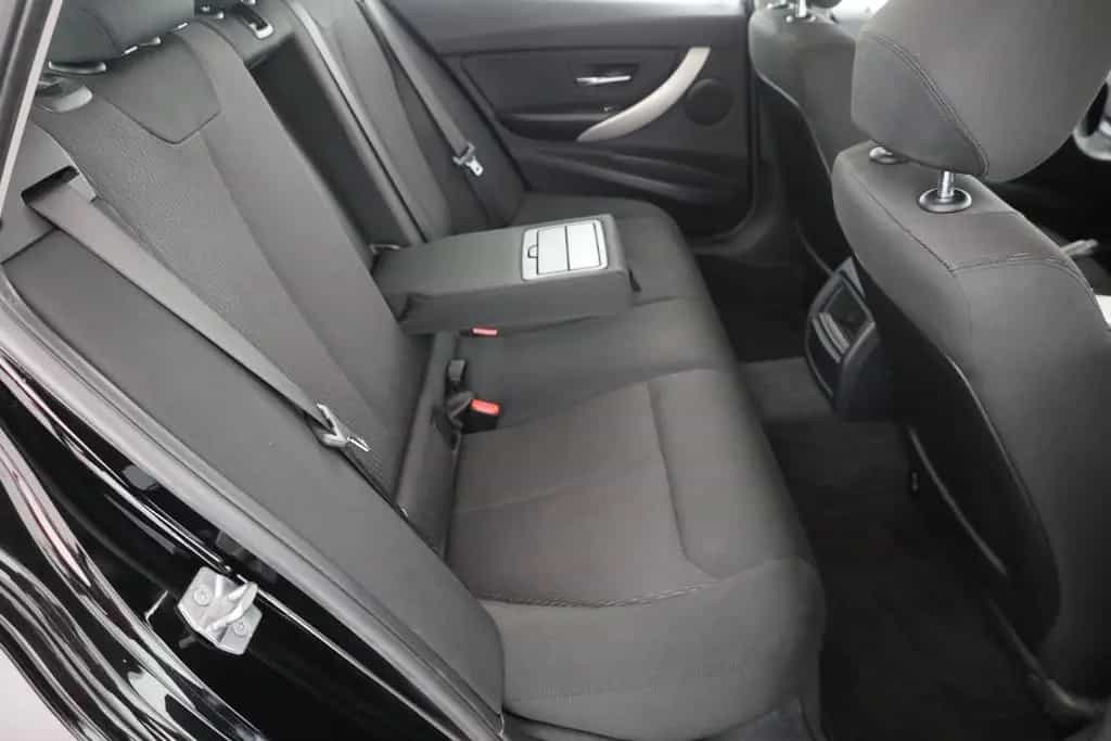 BMW 316 d Touring Aut. LED Navi Sitzheizung PDC 12/2018-photo-24