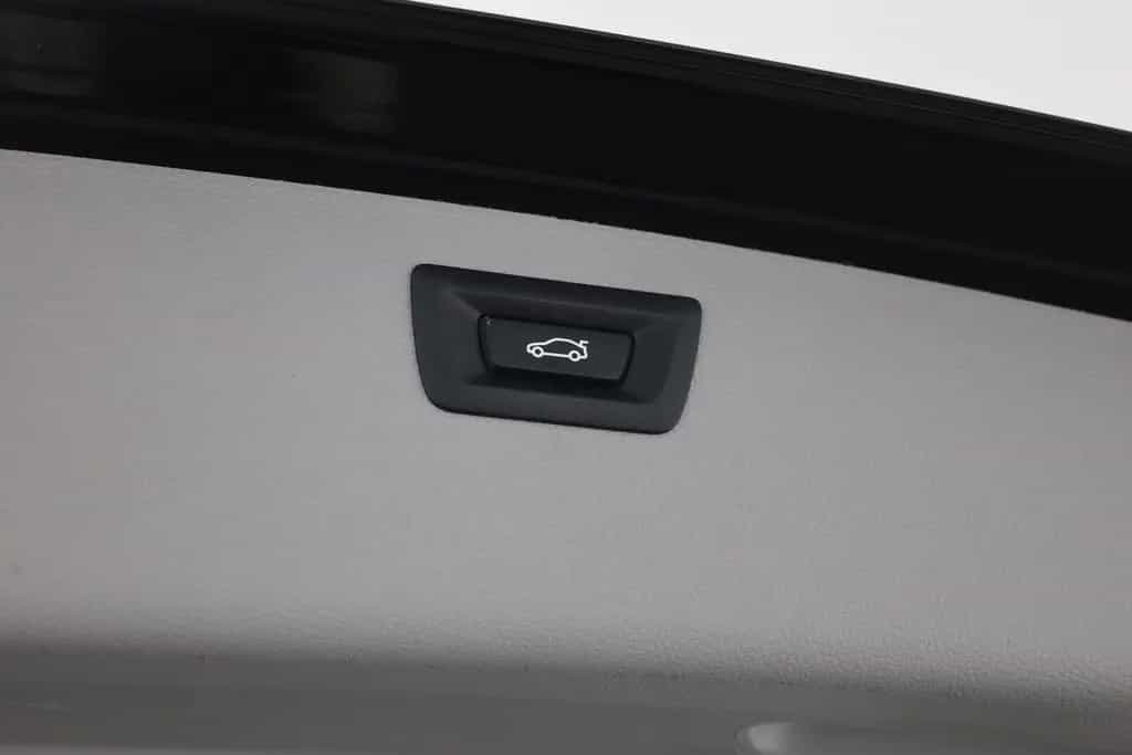 BMW 316 d Touring Aut. LED Navi Sitzheizung PDC 12/2018-photo-28