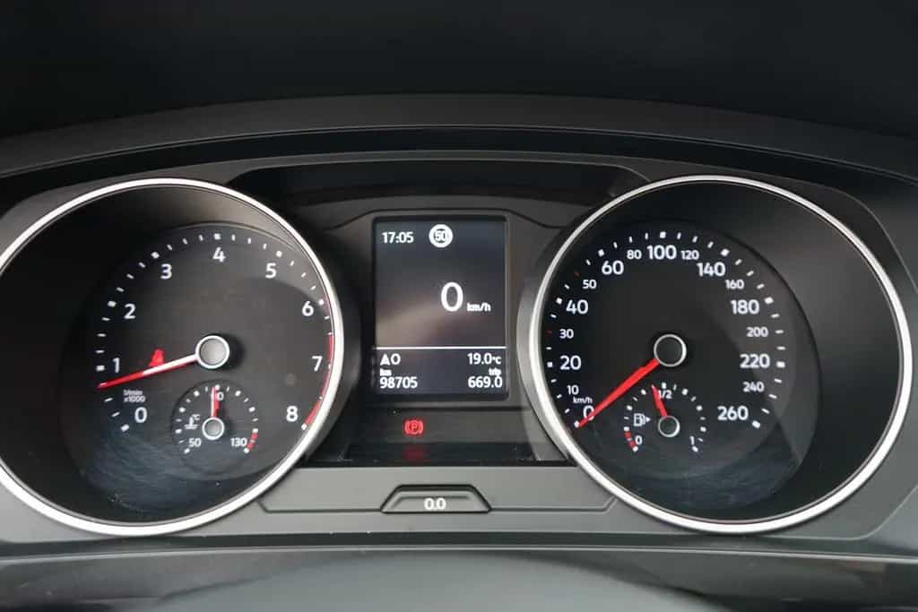Volkswagen Tiguan 1.4 TSI Navi Sitzheizung AHK Tempomat 07/2017-photo-28