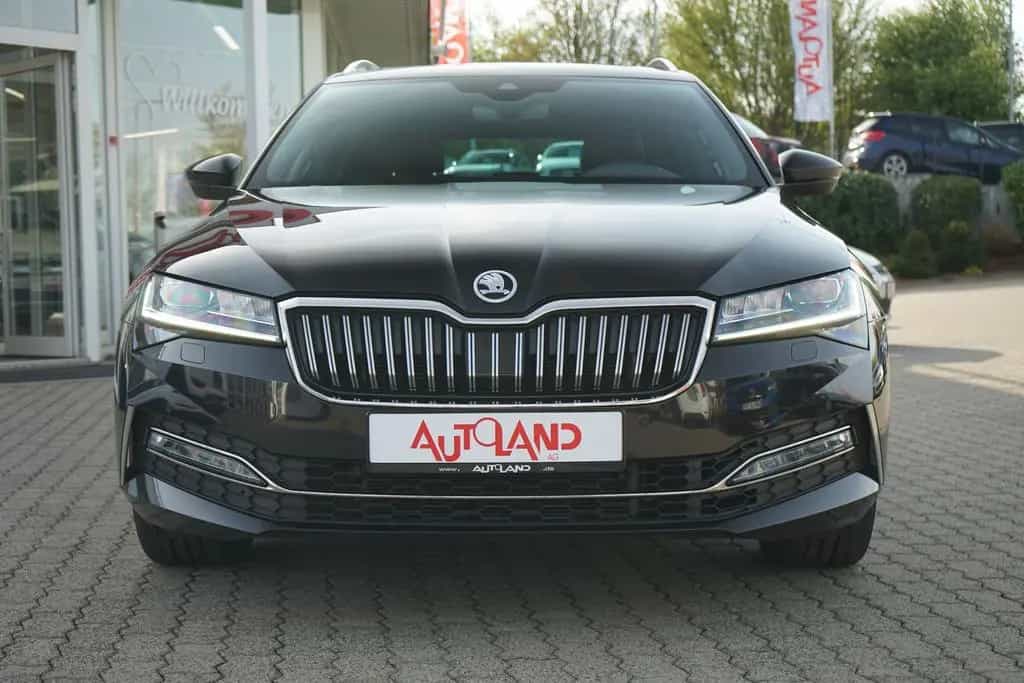 Skoda Superb Combi 2.0 L&K 4x4 DCC Soundsystem Leder 09/2023-photo-10