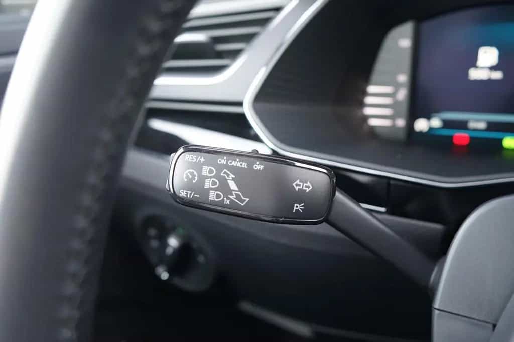 Skoda Superb Combi 2.0 L&K 4x4 DCC Soundsystem Leder 09/2023-photo-28