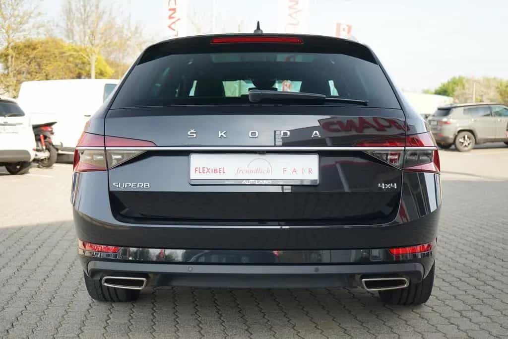 Skoda Superb Combi 2.0 L&K 4x4 DCC Soundsystem Leder 09/2023-photo-3