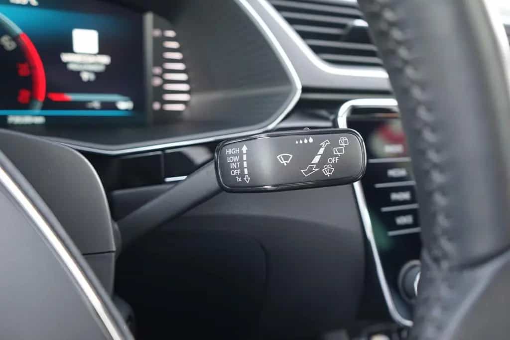 Skoda Superb Combi 2.0 L&K 4x4 DCC Soundsystem Leder 09/2023-photo-31