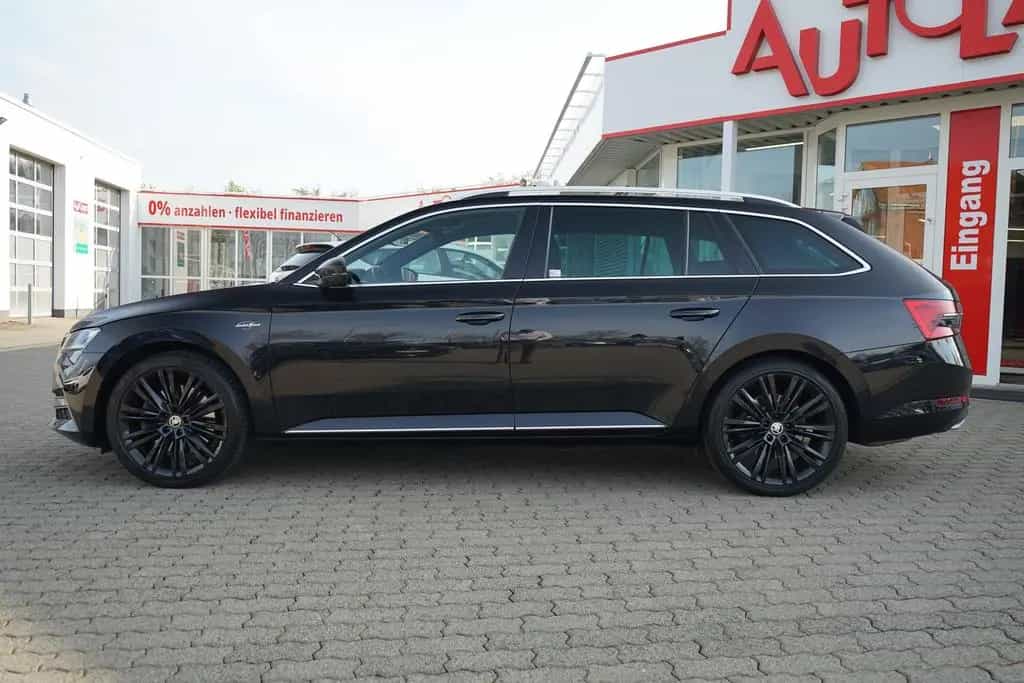 Skoda Superb Combi 2.0 L&K 4x4 DCC Soundsystem Leder 09/2023-photo-7