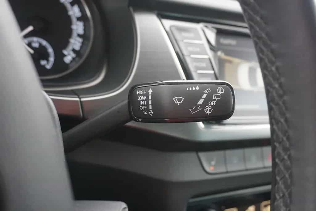 Skoda Fabia 1.0 TSI Soleil DSG LED Navi Android Apple 03/2019-photo-19