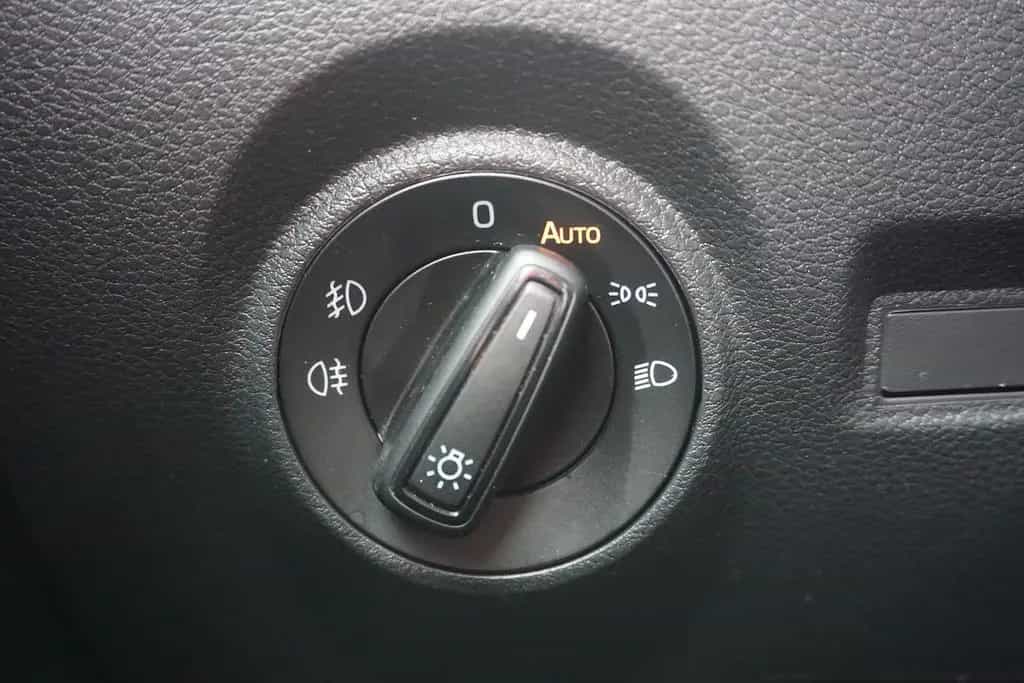 Skoda Fabia 1.0 TSI Soleil DSG LED Navi Android Apple 03/2019-photo-21