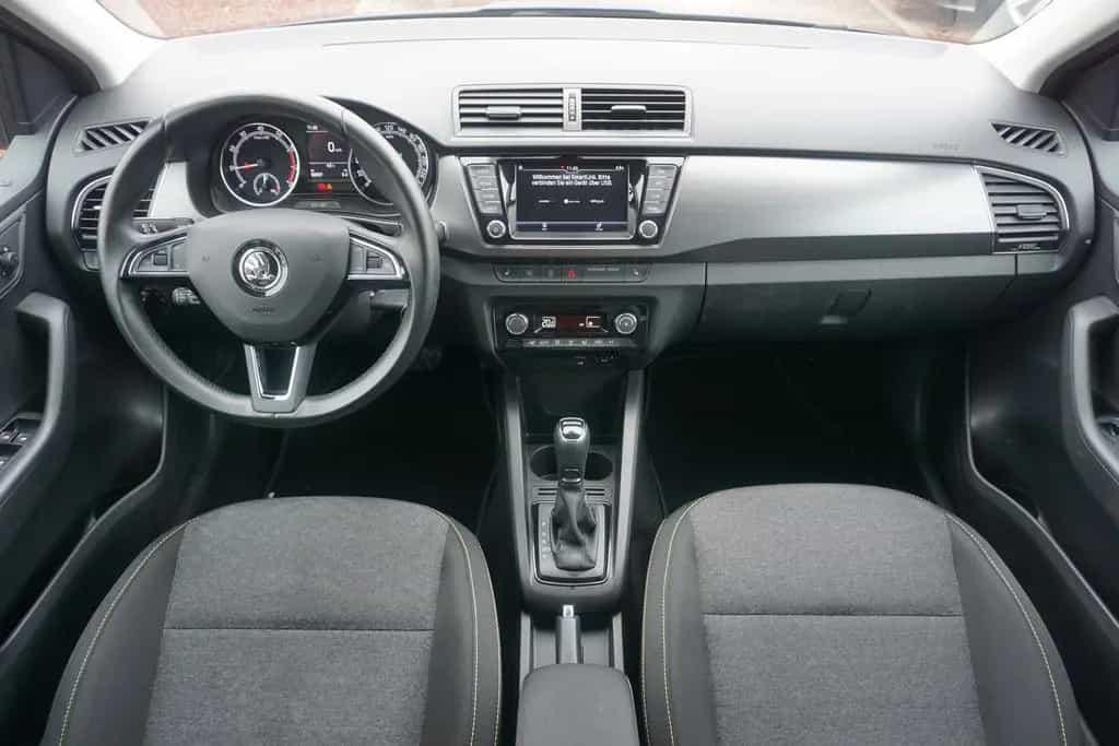 Skoda Fabia 1.0 TSI Soleil DSG LED Navi Android Apple 03/2019-photo-6