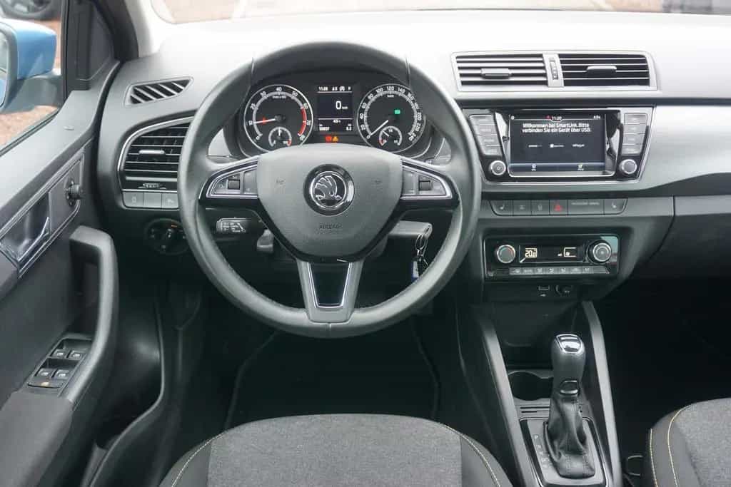 Skoda Fabia 1.0 TSI Soleil DSG LED Navi Android Apple 03/2019-photo-7