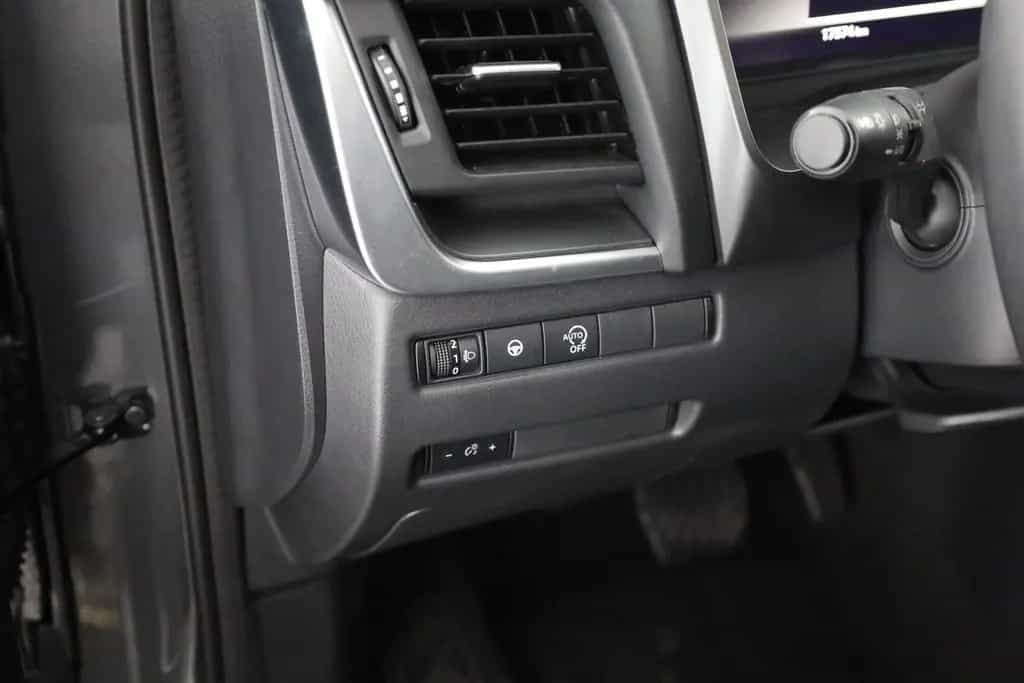 Nissan Qashqai N-Connecta 1.3 Dig-T MHEV Aut. LED ACC 02/2025-photo-19