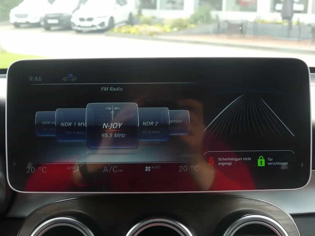 Mercedes-Benz GLC-Class 250 4Matic AMG Line LED Navi AHK Kamera USB 07/2017-photo-10