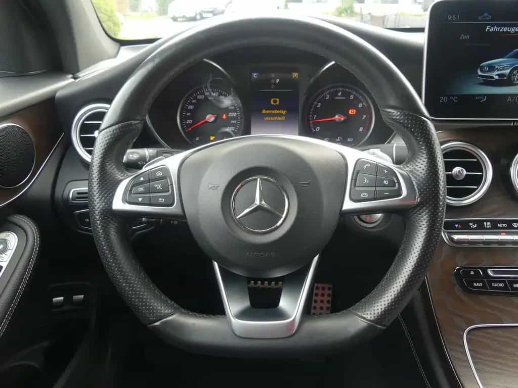 Mercedes-Benz GLC-Class 250 4Matic AMG Line LED Navi AHK Kamera USB 07/2017-photo-21