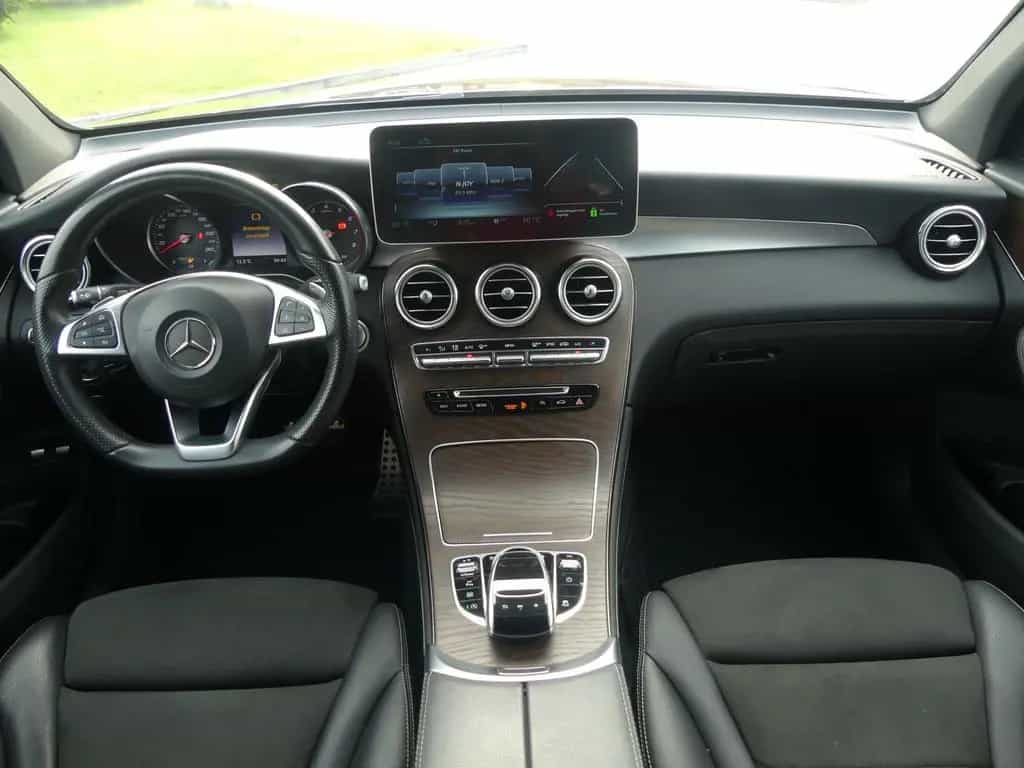 Mercedes-Benz GLC-Class 250 4Matic AMG Line LED Navi AHK Kamera USB 07/2017-photo-8