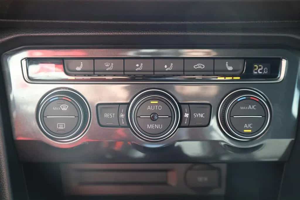 Volkswagen Tiguan 1.4 TSI Trendline LED Sitzheizung PDC 04/2017-photo-15