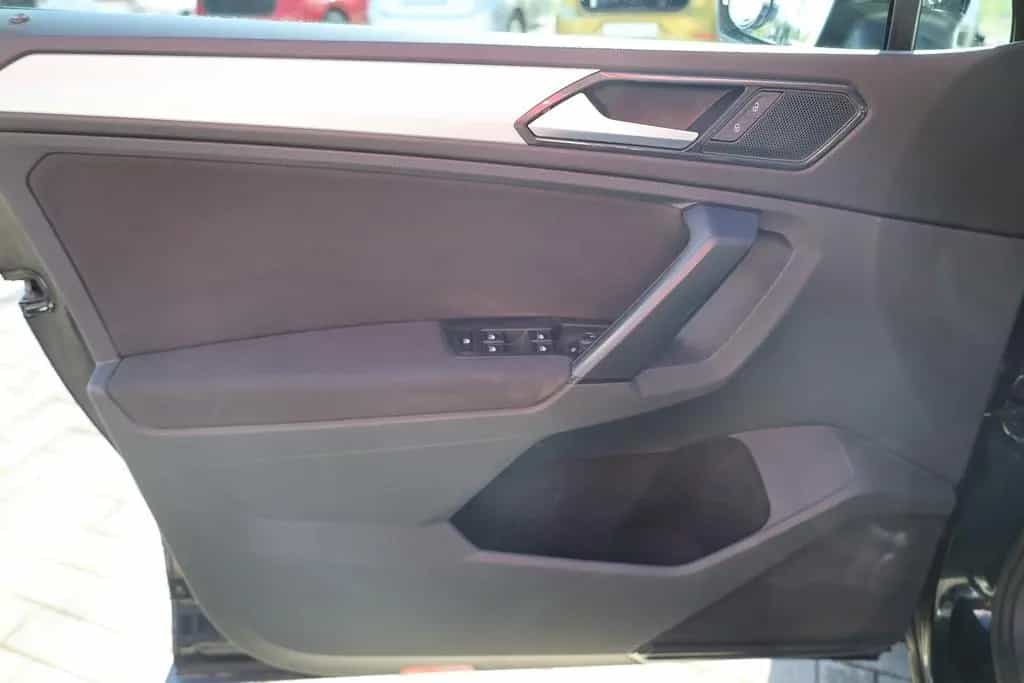 Volkswagen Tiguan 1.4 TSI Trendline LED Sitzheizung PDC 04/2017-photo-23