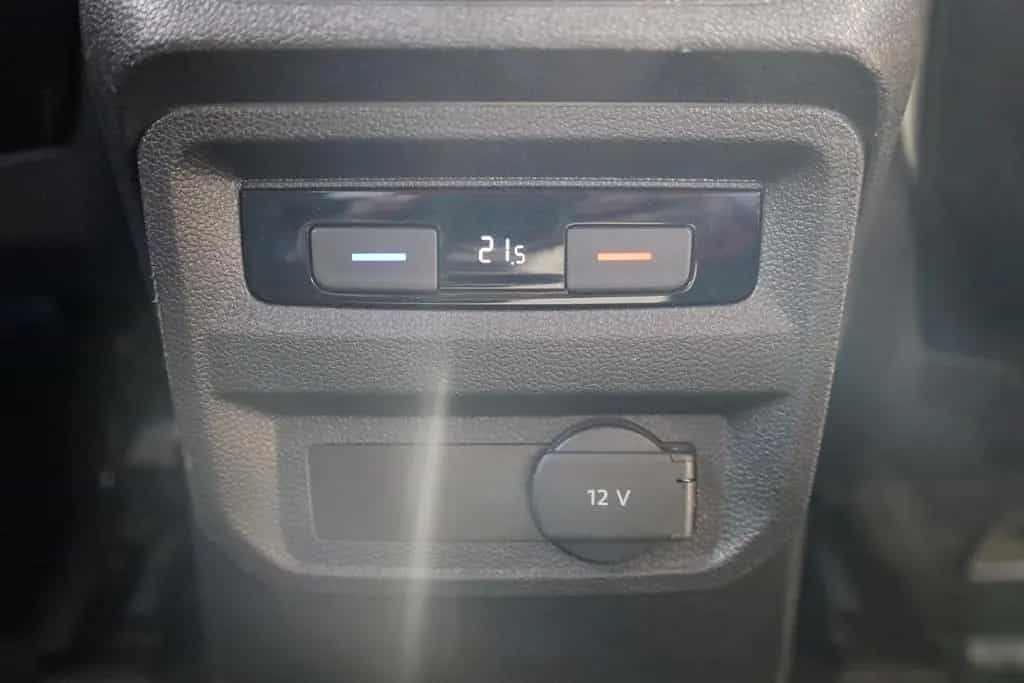 Volkswagen Tiguan 1.4 TSI Trendline LED Sitzheizung PDC 04/2017-photo-27