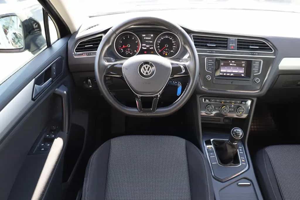 Volkswagen Tiguan 1.4 TSI Trendline LED Sitzheizung PDC 04/2017-photo-9