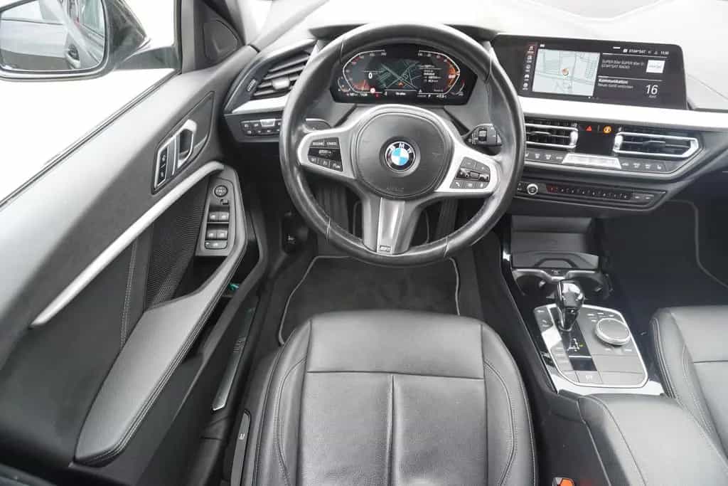 BMW 118 i Luxury Line Aut. LED Navi Head-Up Leder 06/2021-photo-16