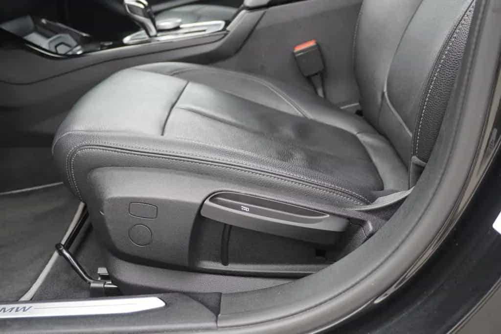 BMW 118 i Luxury Line Aut. LED Navi Head-Up Leder 06/2021-photo-21
