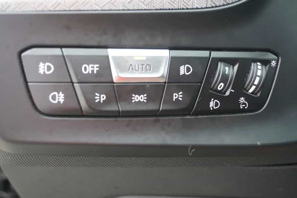 BMW 118 i Luxury Line Aut. LED Navi Head-Up Leder 06/2021-photo-22