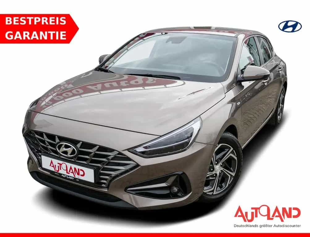 Hyundai i30 Fastback 1.5 LED Kamera Tempomat DAB AHK 06/2021-photo-0