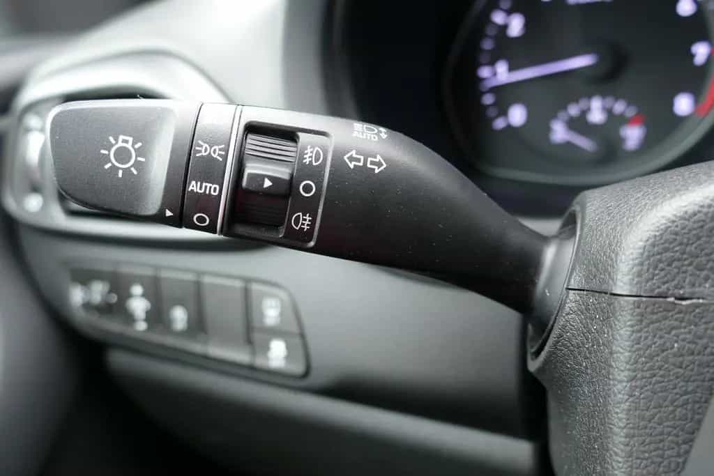 Hyundai i30 Fastback 1.5 LED Kamera Tempomat DAB AHK 06/2021-photo-13