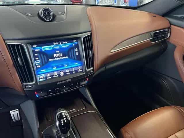 Maserati Levante MASERATI Levante V6 Diesel 275 CV AWD 05/2017-photo-6