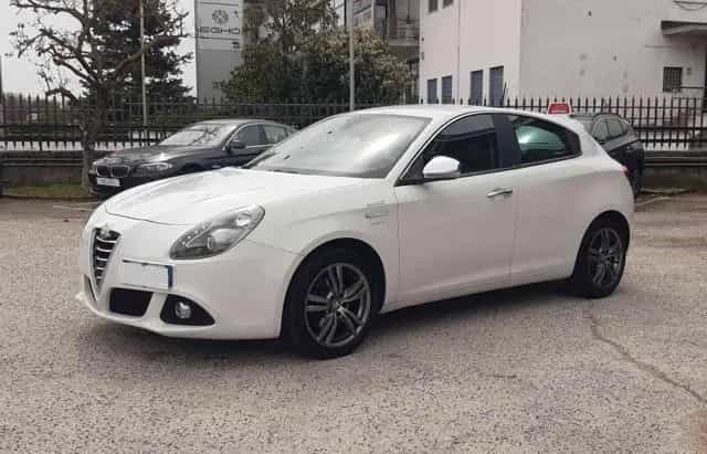 Alfa Romeo Giulietta ROMEO Giulietta 1.6 JTDm-2 105 CV Distincti 03/2014-photo-3