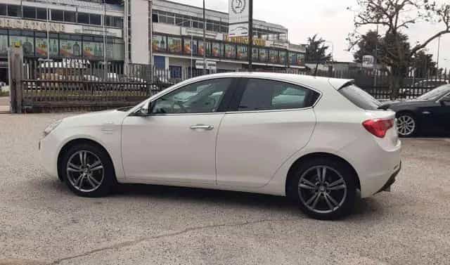 Alfa Romeo Giulietta ROMEO Giulietta 1.6 JTDm-2 105 CV Distincti 03/2014-photo-5