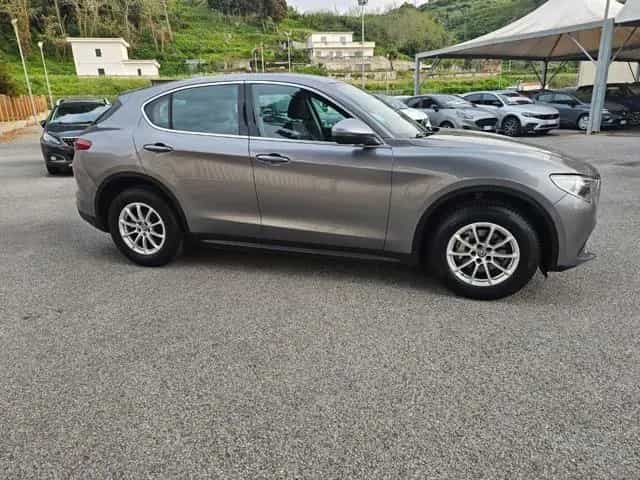 Alfa Romeo Stelvio ROMEO Stelvio 2.2 Turbodiesel 190 CV AT8 Q4 06/2018-photo-3