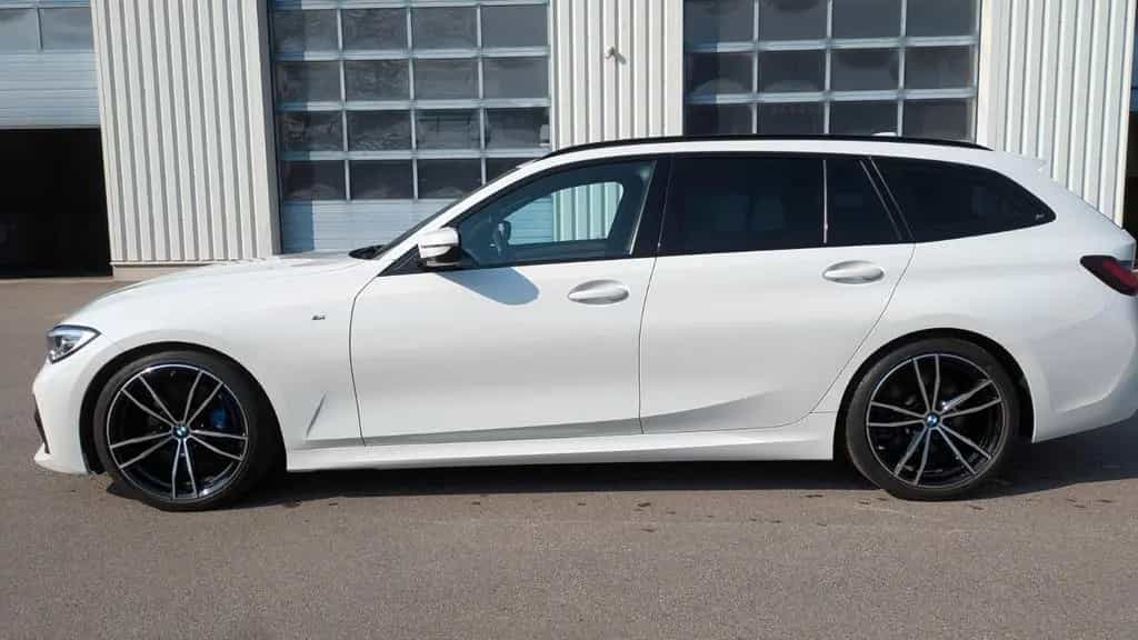 BMW 3 Series 330d xDrive Touring M Sport Auto. M Sport 07/2021-photo-1