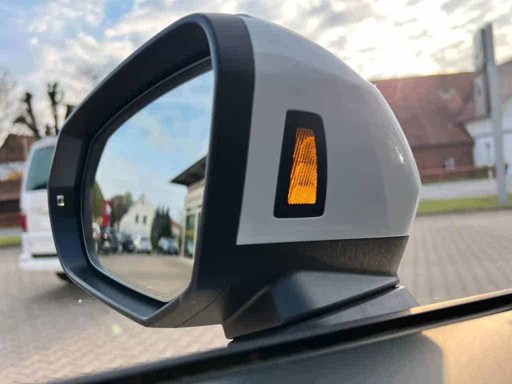 Audi Q3 35 TFSI LED NAVI E-KLAPPE GRA GJR SHZ PDC APP 07/2021-photo-17