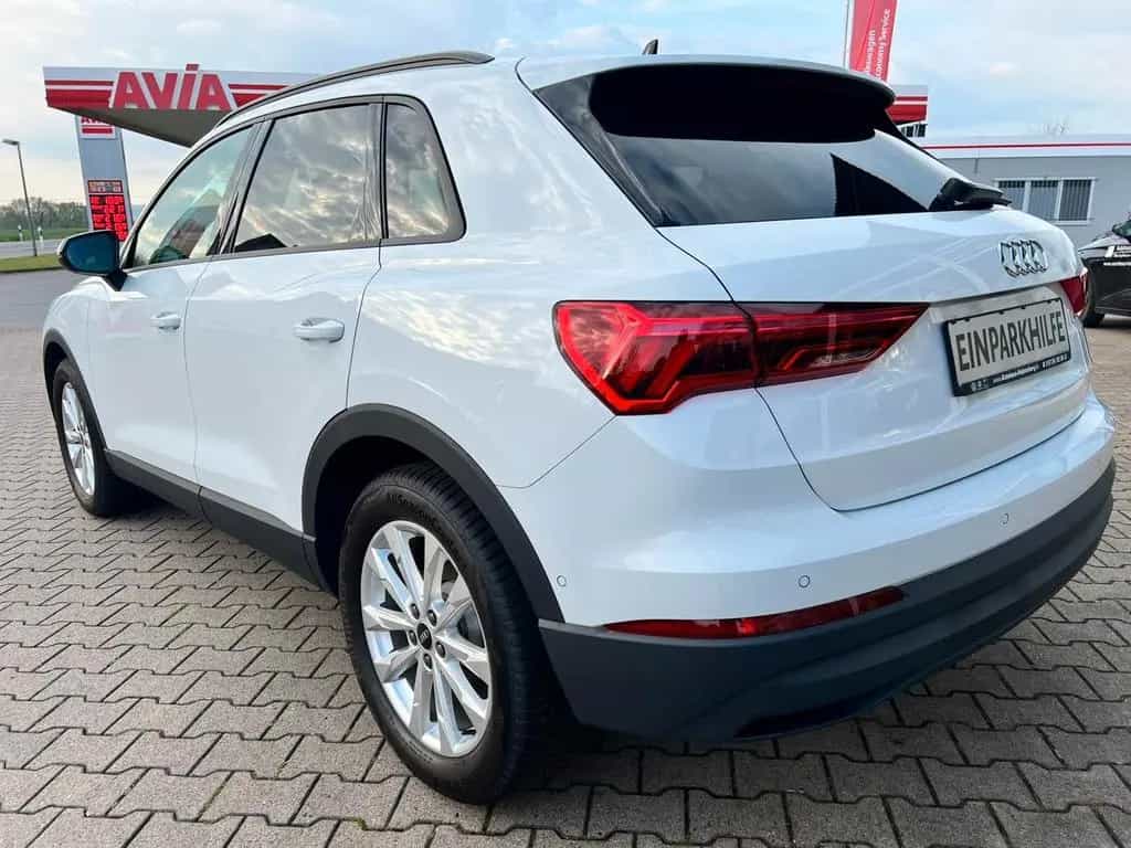 Audi Q3 35 TFSI LED NAVI E-KLAPPE GRA GJR SHZ PDC APP 07/2021-photo-2