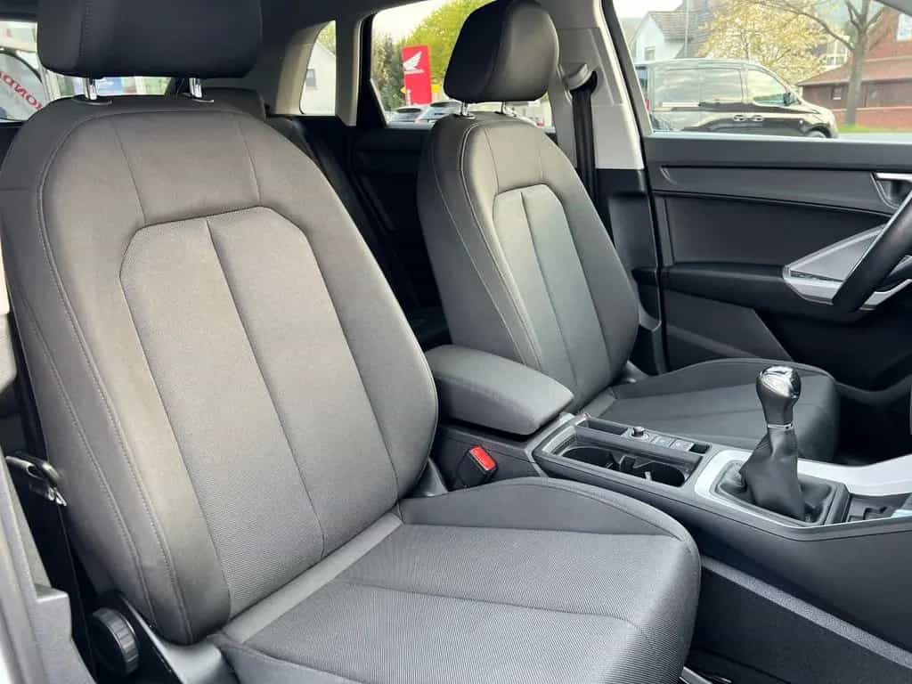 Audi Q3 35 TFSI LED NAVI E-KLAPPE GRA GJR SHZ PDC APP 07/2021-photo-9