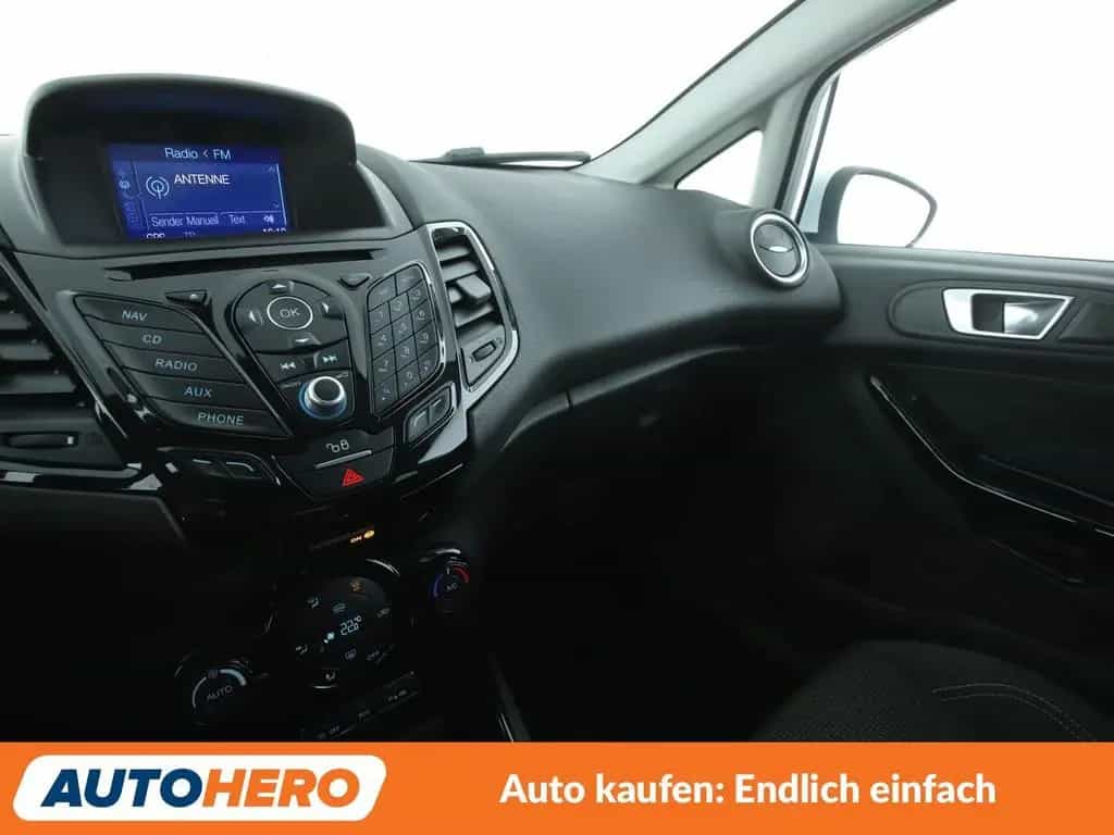 Ford Fiesta 1.0 EcoBoost Titanium*PDC*SHZ*KLIMA* 07/2016-photo-24