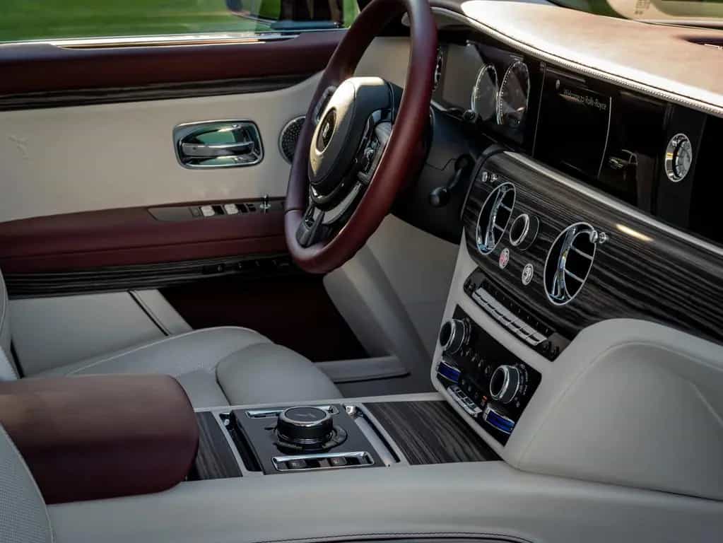 Rolls-Royce Ghost *PROVENANCE* 04/2023-photo-6